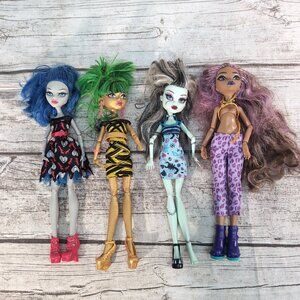 Mattel Monster High Doll Lot – Frankie Stein, Clawdeen Wolf & More